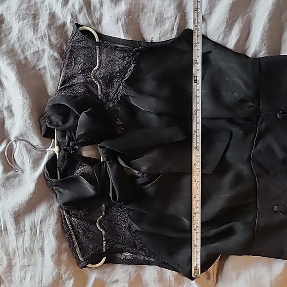 *2/$30 summer clearout* Guess LBD (s.4) EUC - Picture 6 of 11